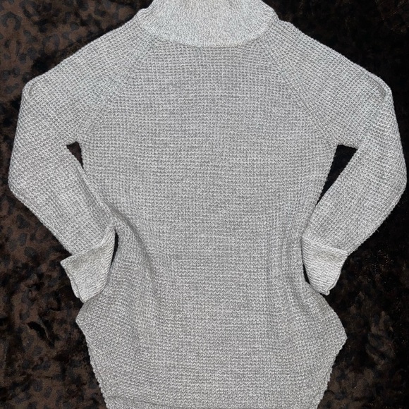 RD Style gray waffle thermal turtleneck fitted sweater - Picture 13 of 14